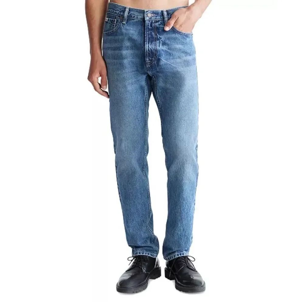 Calvin Klein NWT Standard Straight-Fit Stretch Jeans Tinted Ck Stone 33x30